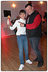 Prinzenwahl HDK 2025-04-11 64  Prinzenwahl 2025 - Am Freitag 11. April 2025 ist endlich so weit. Vorstellung bei der Präsidentenversammlung. Nach einer kurzen Verschnaufpause dann die Erlösung, wir sind gewählt als Kinderprinzencrew der Session 2025 / 2026. Danach dann das erste mal, ohne unsere Kindergarde, nur wir vier allein, auf die Bühne im Steinhof. Wir wurden gefeiert, beschenkt und machten sehr viele Fotos.  Hier auch nochmal einen herzlichen Glückwunsch an den des. Stadtprinzen Toni I. mit seiner Crew. : DVPJ, Toni I, Juls I., Prinz Karneval, Prinz, Prinz Juls I., Prinzessin Aileen I., Hofmarschälle, Page, Pagen, Paginnen, HDK, Duisburg, Karneval, Helau, Tollität, Event, Session 2025, Session 2025, HDK Duisburg, Hauptausschuss, Hauptausschuss Karneval Duisburg, Duisburg ist echt