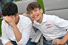 Grillparty 2025-06-2818  Grillparty - Wir waren Gäste, u.a. auch die große Crew, auf der Grillparty se. Ehemaligen Tollität Prinz Tobias I.  und seinem Lebensgefährten Luis in Bottrop. : DVPJ, Holger II, Kinderprinz Phil II., Prinzessin, Mia I., Prinzessin Mia I., HDK, Duisburg, Karneval, Helau, Tollität, Event, Session 2024, Session 2025, Hauptausschuss, Gemeinschaft, Hauptausschuss Karneval Duisburg, Duisburg ist echt