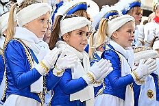 01 AuftaktNordVer 2025-11-07 35  Langer Samstag, der 8. November  - Am Samstagmorgen stand in der Abteikirche der karnevalistische Gottesdienst in Hamborm an. Mit eine kleinen Umzug ging’ s zum dortigen Rathaus. Karnevalsauftakt der Nordvereine. Am frühen Abend dann in Laar zu Rot-Goldenen KG und später zur Party zum Hoppeditzerwachen bei der KG Sonniger Süden. : DVPJ, Holger II, Kinderprinz Phil II., Prinzessin, Mia I., Prinzessin Mia I., HDK, Duisburg, Karneval, Helau, Tollität, Event, Session 2024, Session 2025, Hauptausschuss, Gemeinschaft, Hauptausschuss Karneval Duisburg, Duisburg ist echt