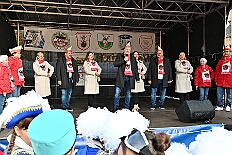 01 AuftaktNordVer 2025-11-07 45  Langer Samstag, der 8. November  - Am Samstagmorgen stand in der Abteikirche der karnevalistische Gottesdienst in Hamborm an. Mit eine kleinen Umzug ging’ s zum dortigen Rathaus. Karnevalsauftakt der Nordvereine. Am frühen Abend dann in Laar zu Rot-Goldenen KG und später zur Party zum Hoppeditzerwachen bei der KG Sonniger Süden. : DVPJ, Holger II, Kinderprinz Phil II., Prinzessin, Mia I., Prinzessin Mia I., HDK, Duisburg, Karneval, Helau, Tollität, Event, Session 2024, Session 2025, Hauptausschuss, Gemeinschaft, Hauptausschuss Karneval Duisburg, Duisburg ist echt