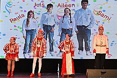 Kuerung Steinhof 2026-01-04 014  Unsere Kürung - Premiere - Im so genannten „Gürzenich“ von Duisburg, dem Steinhof in Huckingen fand am Sonntag, 4. Januar 2026, zum ersten Mal die Kürung einer Kinderprinzencrew statt. Wir sind nun als Prinz Juls I., Prinzessin Aileen I. mit Hofmarschall Sami und Pagin Paula der Stadt Duisburg 2026 inthronisiert. : DVPJ, Holger II, Kinderprinz Phil II., Prinzessin, Mia I., Prinzessin Mia I., HDK, Duisburg, Karneval, Helau, Tollität, Event, Session 2024, Session 2025, Hauptausschuss, Gemeinschaft, Hauptausschuss Karneval Duisburg, Duisburg ist echt