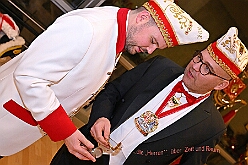 Kuer Toni I 2026-01-10 41  Galaabend zur Prinzenkürung - Samstag der 10. Januar 2026, ein ein stimmungsvoller Abend umringt die Kürung se. Tollität Prinz Toni I. in der restlos ausverkauften Mercatorhalle. Nach dem Einmarsch der Standarten und der Begrüßung vom HDK Präsidenten „Michel“ Jansen zeigten wir unser komplettes Programm den 1000 Gästen. : DVPJ, no.6207 Press D, Toni I, Kinderprinz Juls I., Juls I., Prinzessin, Aileen I., Prinzessin Aileen I., HDK, Duisburg, Karneval, Helau, Tollität, Event, Session 2025, Session 2026, Hauptausschuss, Gemeinschaft, Hauptausschuss Karneval Duisburg, Duisburg ist echt