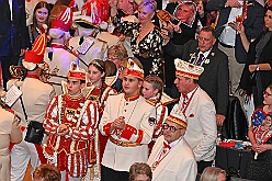 Kuer Toni I 2026-01-10 43  Galaabend zur Prinzenkürung - Samstag der 10. Januar 2026, ein ein stimmungsvoller Abend umringt die Kürung se. Tollität Prinz Toni I. in der restlos ausverkauften Mercatorhalle. Nach dem Einmarsch der Standarten und der Begrüßung vom HDK Präsidenten „Michel“ Jansen zeigten wir unser komplettes Programm den 1000 Gästen. : DVPJ, no.6207 Press D, Toni I, Kinderprinz Juls I., Juls I., Prinzessin, Aileen I., Prinzessin Aileen I., HDK, Duisburg, Karneval, Helau, Tollität, Event, Session 2025, Session 2026, Hauptausschuss, Gemeinschaft, Hauptausschuss Karneval Duisburg, Duisburg ist echt