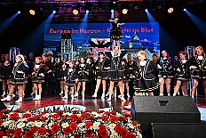 Empfang Toni I 2026-01-11 18  Empfang se. Tollität Prinz Toni I. - IEmpfang se. Tollität Prinz Toni I.
Im Steinhof in Huckingen bat traditionsgemäß einen Tag nach seiner Ernennung zum Prinz Karneval der Stadt Duisburg, Toni I. zum Empfang. Nicht nur Family and Friends und der HDK-Förderkreis kamen zum Gratulieren, sondern  Bastian I. und Steffen I. des KGK aus Moers. Ein buntes Rahmenprogramm, u. a. gestaltet von Duisburger Garde- und Showtänzen, rundeten den Abend ab. : DVPJ, no.6207 Press D, Toni I, Kinderprinz Juls I., Juls I., Prinzessin, Aileen I., Prinzessin Aileen I., HDK, Duisburg, Karneval, Helau, Tollität, Event, Session 2025, Session 2026, Hauptausschuss, Gemeinschaft, Hauptausschuss Karneval Duisburg, Duisburg ist echt