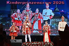 Empfang Toni I 2026-01-11 24  Empfang se. Tollität Prinz Toni I. - IEmpfang se. Tollität Prinz Toni I.
Im Steinhof in Huckingen bat traditionsgemäß einen Tag nach seiner Ernennung zum Prinz Karneval der Stadt Duisburg, Toni I. zum Empfang. Nicht nur Family and Friends und der HDK-Förderkreis kamen zum Gratulieren, sondern  Bastian I. und Steffen I. des KGK aus Moers. Ein buntes Rahmenprogramm, u. a. gestaltet von Duisburger Garde- und Showtänzen, rundeten den Abend ab. : DVPJ, no.6207 Press D, Toni I, Kinderprinz Juls I., Juls I., Prinzessin, Aileen I., Prinzessin Aileen I., HDK, Duisburg, Karneval, Helau, Tollität, Event, Session 2025, Session 2026, Hauptausschuss, Gemeinschaft, Hauptausschuss Karneval Duisburg, Duisburg ist echt