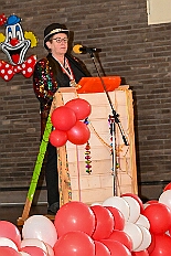 02 EmpfangRathaus 2026- 02-11 02  Mittwochs Tour, 11. Februar - Um 10 Uhr ging es an diesem Tag auf Karnevalsfeier der GGS Tonstraße für uns los. Danach waren dann 2 Termine mit Prinz Toni zusammen, einmal der Rathausempfang in Rheinhausen und das Wiegen bei der DEKRA. Am Nachmittag standen 3 Seniorenkarnevaslfeiern an, bei Casa Mia in Röttgersbach und den Hewag-Zentren Hufstraße und Brauerstraße. Nach dem Kurzbesuch bei den Lebensräumen Duisburg ging es in den Steinhof zum Abend für den Bürger des Jahres. : DVPJ, Toni I, Kinderprinz Juls I., Juls I., Prinzessin, Aileen I., Prinzessin Aileen I., HDK, Duisburg, Karneval, Helau, Tollität, Event, Session 2025, Session 2026, Hauptausschuss, Gemeinschaft, Hauptausschuss Karneval Duisburg, Duisburg ist echt