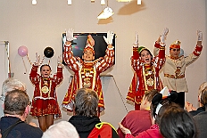 07 Lebensraeume DU 2026- 02-11 05  Mittwochs Tour, 11. Februar - Um 10 Uhr ging es an diesem Tag auf Karnevalsfeier der GGS Tonstraße für uns los. Danach waren dann 2 Termine mit Prinz Toni zusammen, einmal der Rathausempfang in Rheinhausen und das Wiegen bei der DEKRA. Am Nachmittag standen 3 Seniorenkarnevaslfeiern an, bei Casa Mia in Röttgersbach und den Hewag-Zentren Hufstraße und Brauerstraße. Nach dem Kurzbesuch bei den Lebensräumen Duisburg ging es in den Steinhof zum Abend für den Bürger des Jahres. : DVPJ, Toni I, Kinderprinz Juls I., Juls I., Prinzessin, Aileen I., Prinzessin Aileen I., HDK, Duisburg, Karneval, Helau, Tollität, Event, Session 2025, Session 2026, Hauptausschuss, Gemeinschaft, Hauptausschuss Karneval Duisburg, Duisburg ist echt