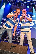 08 HDK Buerger desJahrse 2026- 02-11 33  Mittwochs Tour, 11. Februar - Um 10 Uhr ging es an diesem Tag auf Karnevalsfeier der GGS Tonstraße für uns los. Danach waren dann 2 Termine mit Prinz Toni zusammen, einmal der Rathausempfang in Rheinhausen und das Wiegen bei der DEKRA. Am Nachmittag standen 3 Seniorenkarnevaslfeiern an, bei Casa Mia in Röttgersbach und den Hewag-Zentren Hufstraße und Brauerstraße. Nach dem Kurzbesuch bei den Lebensräumen Duisburg ging es in den Steinhof zum Abend für den Bürger des Jahres. : DVPJ, Toni I, Kinderprinz Juls I., Juls I., Prinzessin, Aileen I., Prinzessin Aileen I., HDK, Duisburg, Karneval, Helau, Tollität, Event, Session 2025, Session 2026, Hauptausschuss, Gemeinschaft, Hauptausschuss Karneval Duisburg, Duisburg ist echt