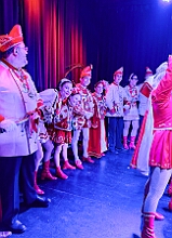 06 Altew Nordvereine 2026- 02-12 07  Weiberfastnachts Tour, 11. Februar - Schon um 9 Uhr begann dieser ereignisreicher Tag für uns mit der Karnevalsfeier in der GGS Habichtstraße. Im HDK Festzelt wurden wir danach fanatisch gefeiert. Weiter ging es dann zu Hargreaves und ins LANUV zur der Firmenfeiern. Zwischendurch seine Seniorenfeier der AWO Karl-Jarres-Straße. Im Ratskeller feiern die Nordvereine Altweiber. In Folge fahren wir nach Laar, einmal zum Familienkarneval der KG Rot-Gold und die KFD feier im St. Ewald. Der vorletzte Auftritt dann die Altweibersitzung bei der Ehrengarde bevor es zum erneuten Heimspiel  zur Altweiber-Party in den Heimathafen geht.