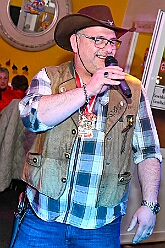 02 Kostuemfest SZ  Prinzgrd 2026-02-13 01  Kinderkarneval und Kostümfest   Der Karnevalsfreitag und seine Traditionen. Zuerst waren im Sermer Festzelt auf dem Kasselle-Pitter-Platz zum dortigen Kinderkarneval. Am frühen Abend hatte dann noch der SZ der Prinzengarde in der Gaststätte „Zum Treffpunkt“ zum Kostümfest eingeladen. : DVPJ, Toni I, Kinderprinz Juls I., Juls I., Prinzessin, Aileen I., Prinzessin Aileen I., HDK, Duisburg, Karneval, Helau, Tollität, Event, Session 2025, Session 2026, Hauptausschuss, Gemeinschaft, Hauptausschuss Karneval Duisburg, Duisburg ist echt