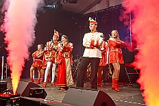 04 Heerlager 2026- 02-16 21  KG Rot-Gold Laar im Ewaldi-Haus - Die KG Rot-Gold Laar hatte am 6. Mai zum Frühlingsfest eingeladen. Wir als designierte Kinderprinzencrew 2027 sind gern der Einladung gefolgt. Nach Leckereien vom Grill, sowie Kaffee und Kuchen startete  ab ca. 19 Uhr die Frühlingsparty. : DVPJ, Toni I, Kinderprinz Juls I., Juls I., Prinzessin, Aileen I., Prinzessin Aileen I., HDK, Duisburg, Karneval, Helau, Tollität, Event, Session 2025, Session 2026, Hauptausschuss, Gemeinschaft, Hauptausschuss Karneval Duisburg, Duisburg ist echt