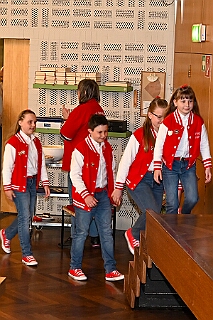 Fruehl Fest RW Rheinh 2026- 05-14 11  Frühlingsfest ohne Schaukelfotos  -Wie in jedem Jahr auf auf Christi Himmelfahrt, oder auch dem „Vatertag“, hatte die KG Rot-Weiß Rheinhausen zum ihrem Frühlingsfest geladen. All die Jahre gab es dort von den Crews die sogenannten „Schaukelfotos“. In diesem Jahr fielen diese  aber der Witterung zum Opfer. Das Fest fand in der Erlöserkirche statt und nicht in dessen Garten. : DVPJ, Oliver I, Kinderprinz Niklas I., Niklas I., Prinzessin, Greta I., Prinzessin Greta I., HDK, Duisburg, Karneval, Helau, Tollität, Event, Session 2026, Session 2027, Hauptausschuss, Gemeinschaft, Hauptausschuss Karneval Duisburg, Duisburg ist echt