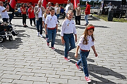 01 Sommerf GrafschFunken 2026- 06-13  19  Sommerfeste zum Ersten - Wir fuhren zum ersten Sommerfest auf die andre Rheinseite nach Moers. Der Besuch bei den Grafschafter Funken gehört schon zur Tradition. Danach erwartete uns ein großartiger Empfang beim Heimspiel auf dem Sommerfest unserer Stadtgarde. : DVPJ, Oliver I, Kinderprinz Niklas I., Niklas I., Prinzessin, Greta I., Prinzessin Greta I., HDK, Duisburg, Karneval, Helau, Tollität, Event, Session 2026, Session 2027, Hauptausschuss, Gemeinschaft, Hauptausschuss Karneval Duisburg, Duisburg ist echt